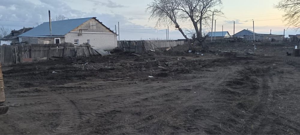 Обмен земельного участка в п.Атамекен(Ленинскийна квартиру с доплатой