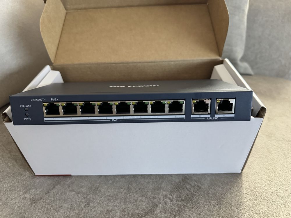 PoE-коммутатор Hikvision DS-3E0310P-E/M