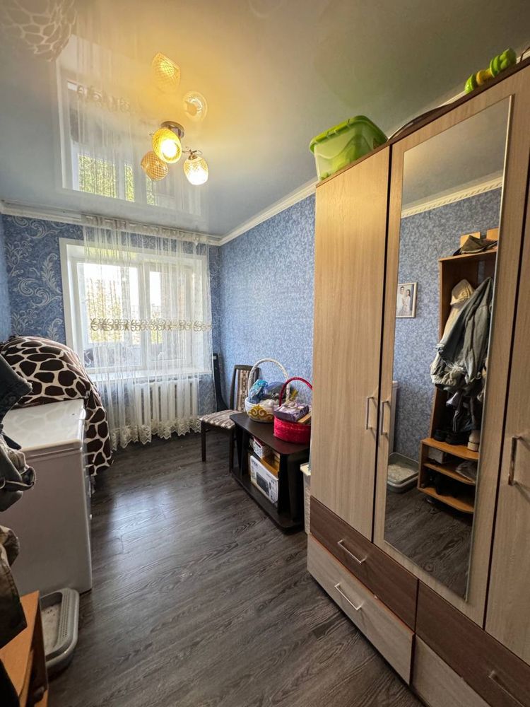 Продам четырехкомнатную квартиру