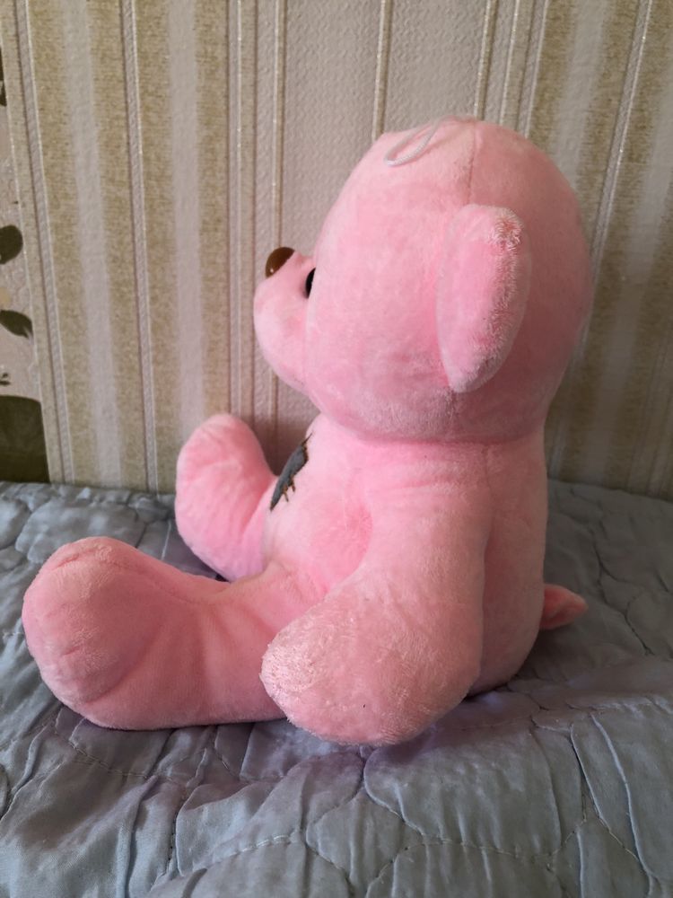 Продам мягкую игрушку медвежонка
