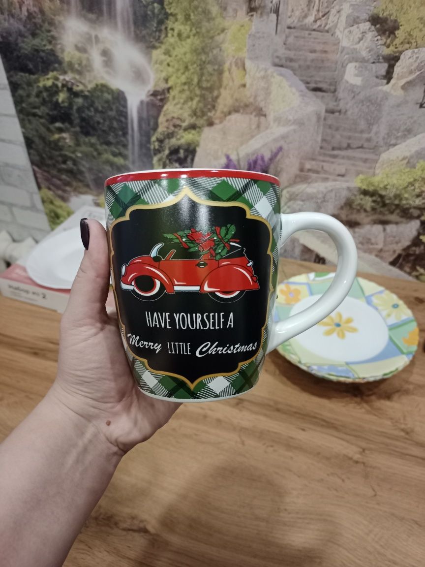 Продам кружки. Недорого.