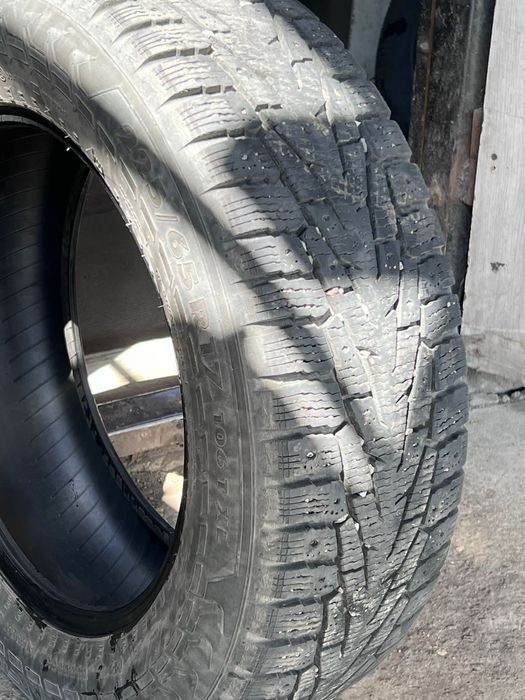 Авторезина NOKIAN. Зимняя. Шиповпная.Продам.