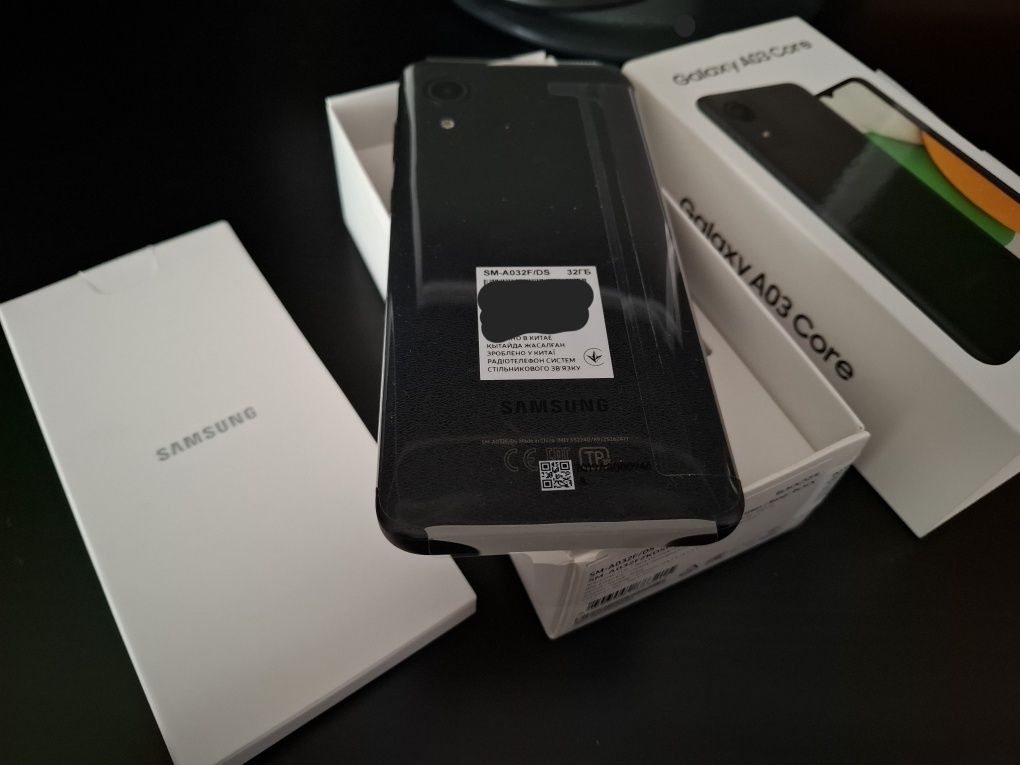 Продам смартфон Samsung  A03 Core