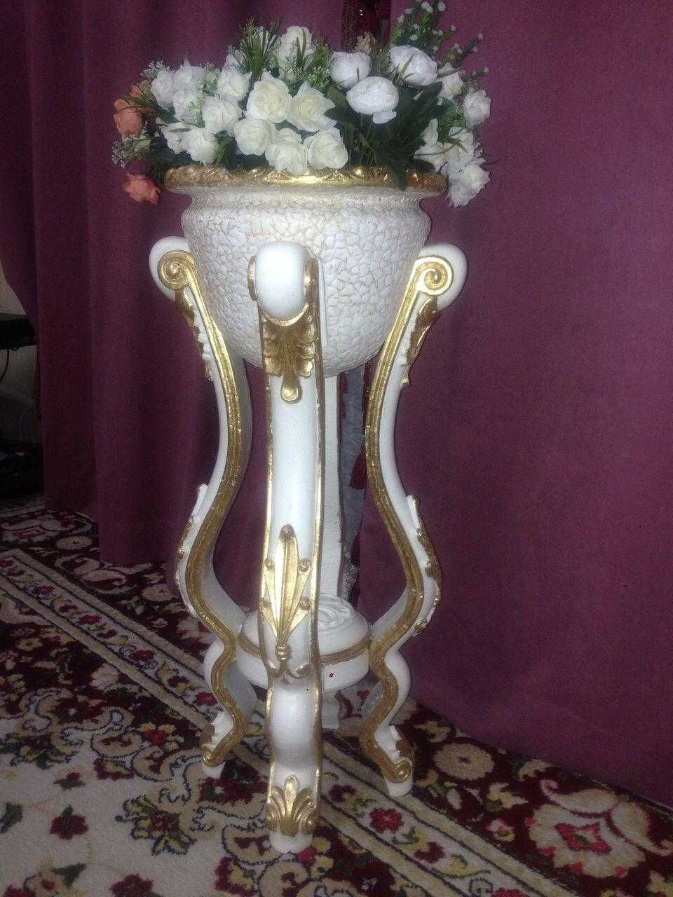 Бетонные балясины, вазоны, колонны, скульптуры, лев на постаменте