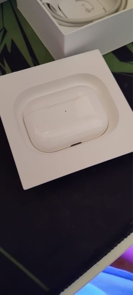 AirPods Pro первого поколения