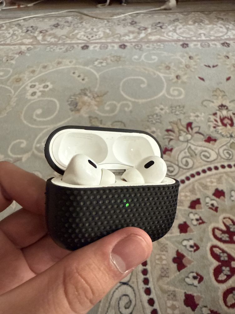 Airpods pro 1 (2nd generation)