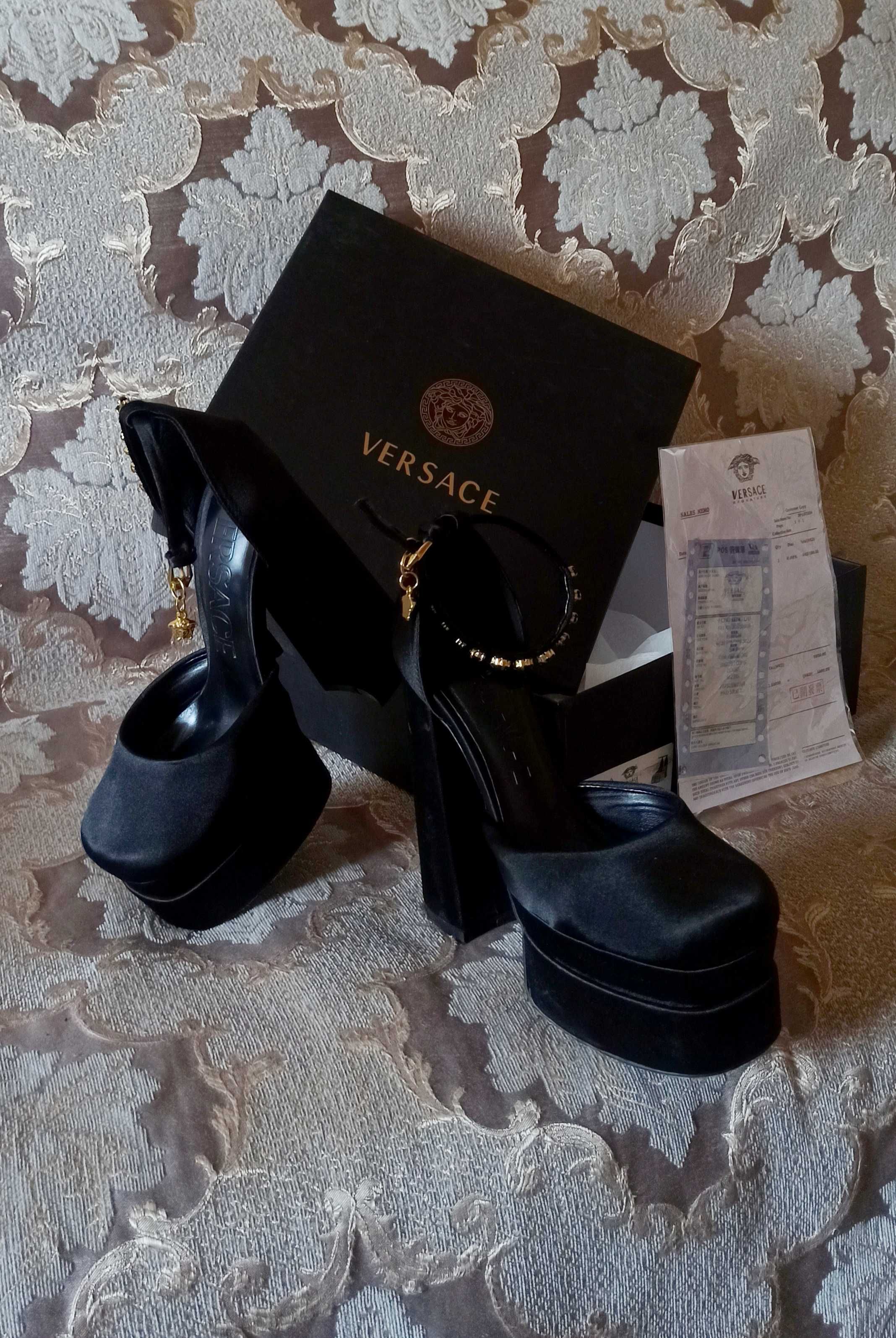высокие туфли версачи братц Versace Bratz Barbie