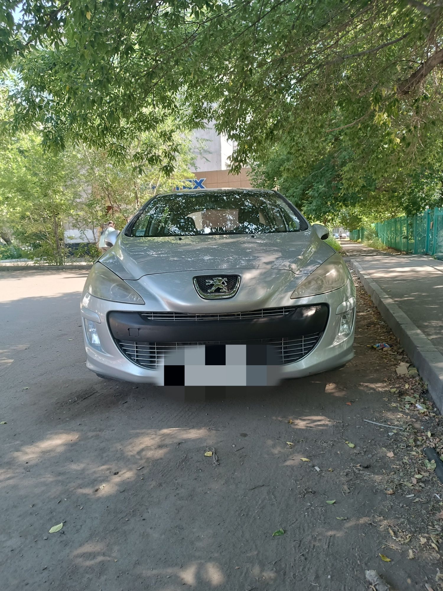 Продам авто Пежо 308