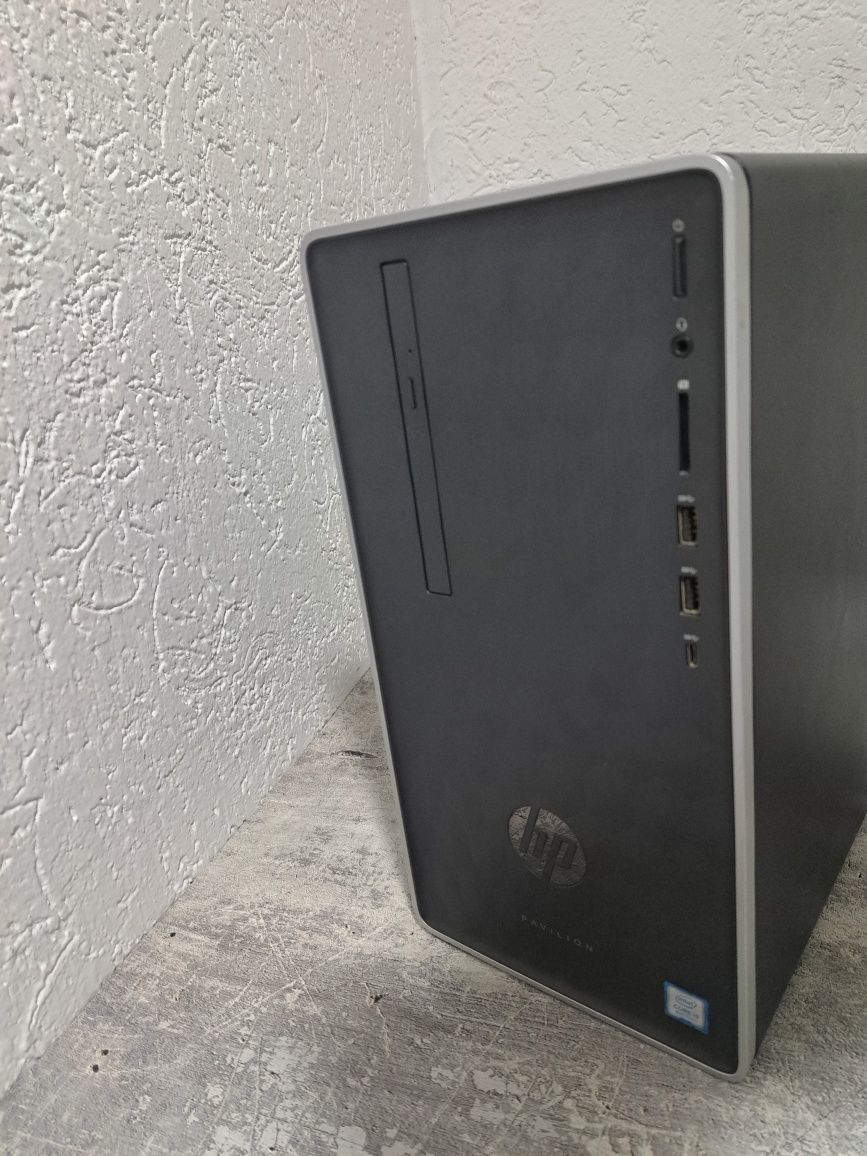 Продам игровой фирменный системный блок  HP PAVILION (идеал)