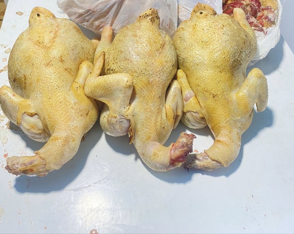 Домашняя курица по 1600 тг за кг с бесплатной доставкой на дом