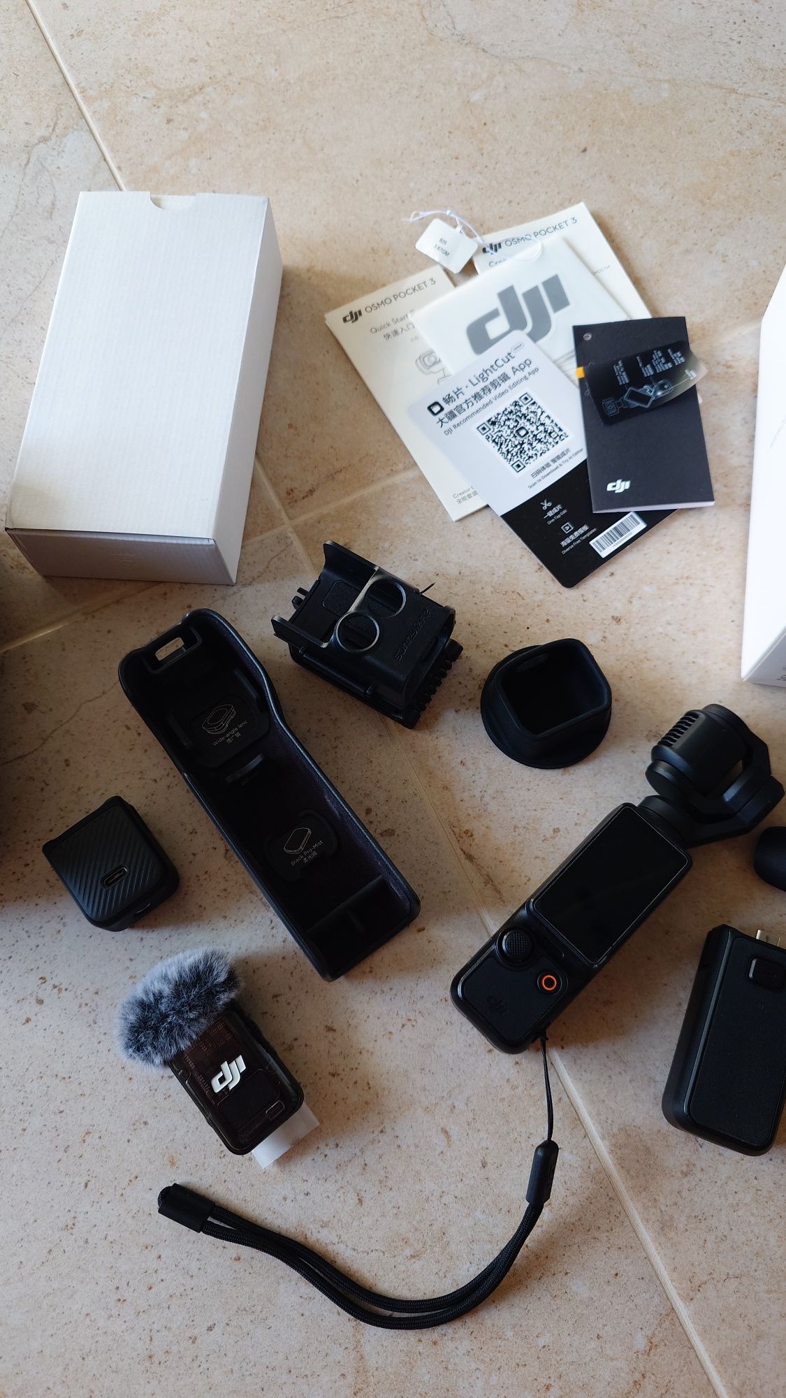 DJI OSMO Pocket 3 Creator Combo (с микрофоном DJI)