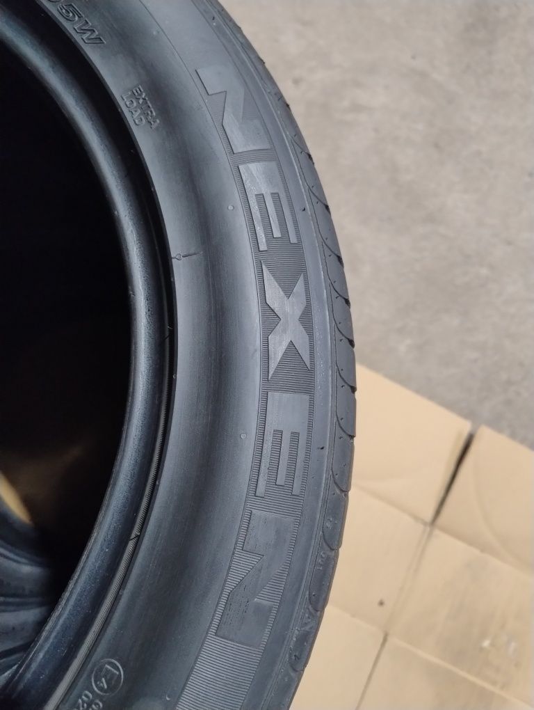 235/55R19 4шт NEXEN