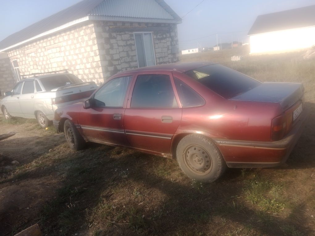 Опель вектра 1.6 газ бензин 1991г