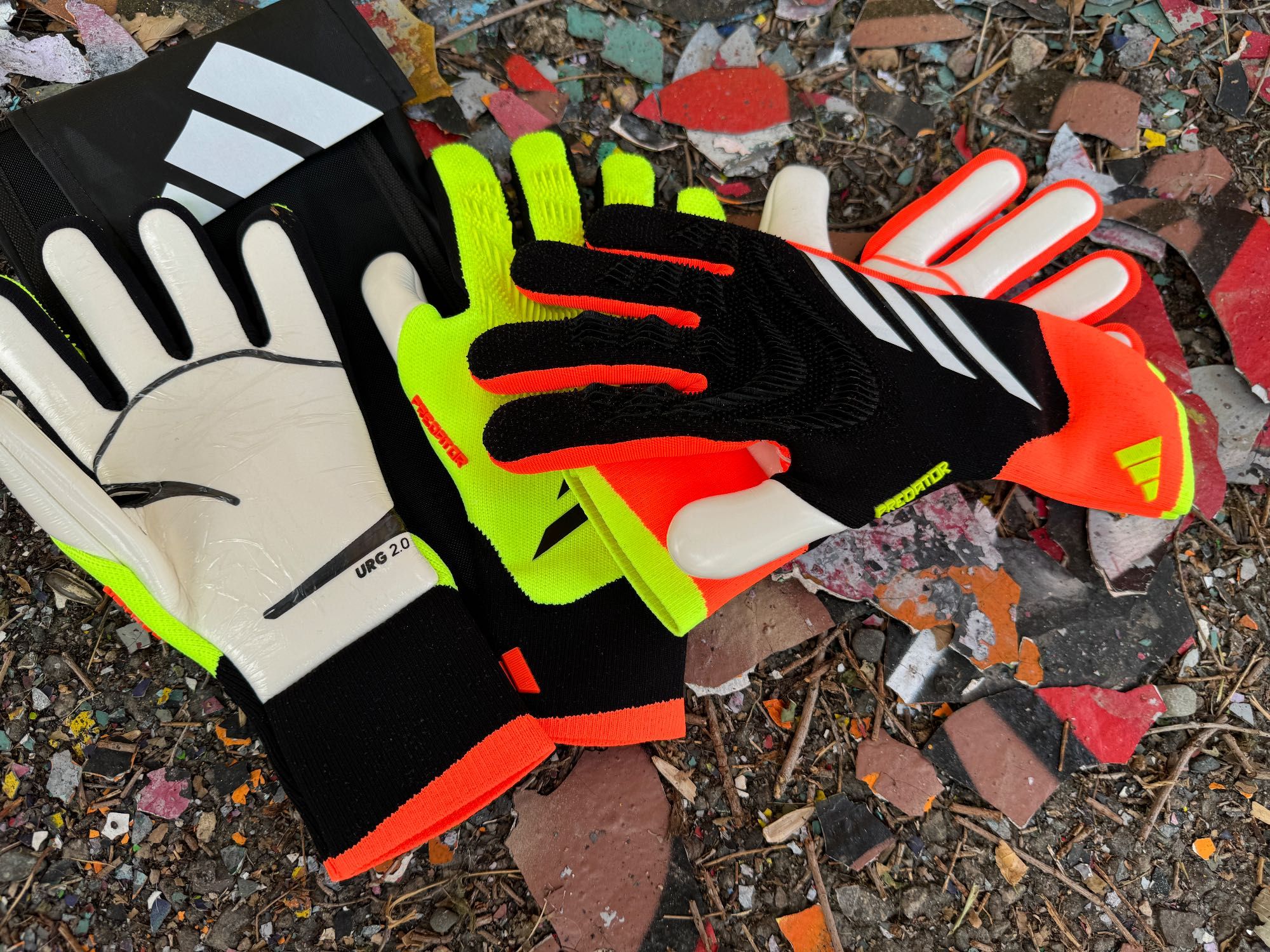 Adidas Predator PRO 23 перчатки для вратаря в Алматы.