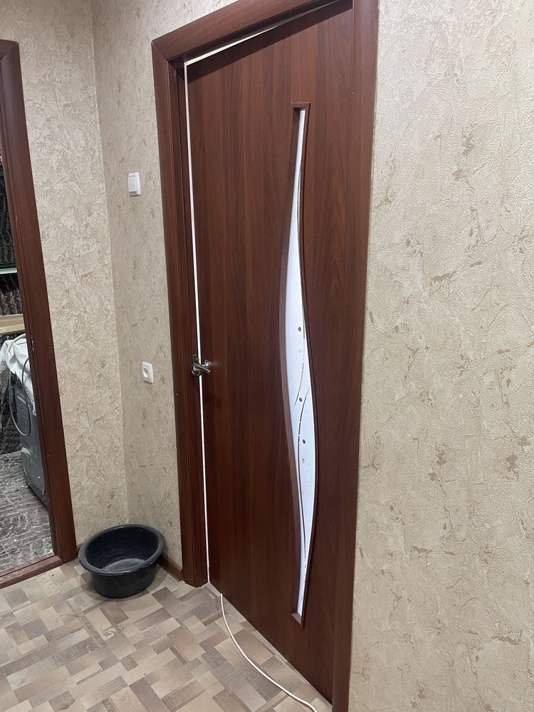 Продается межкомнатные двери в хорошем качестве