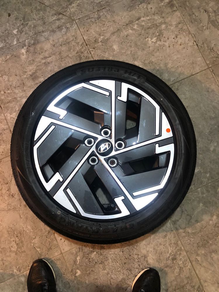 Продам диск с резиной R17