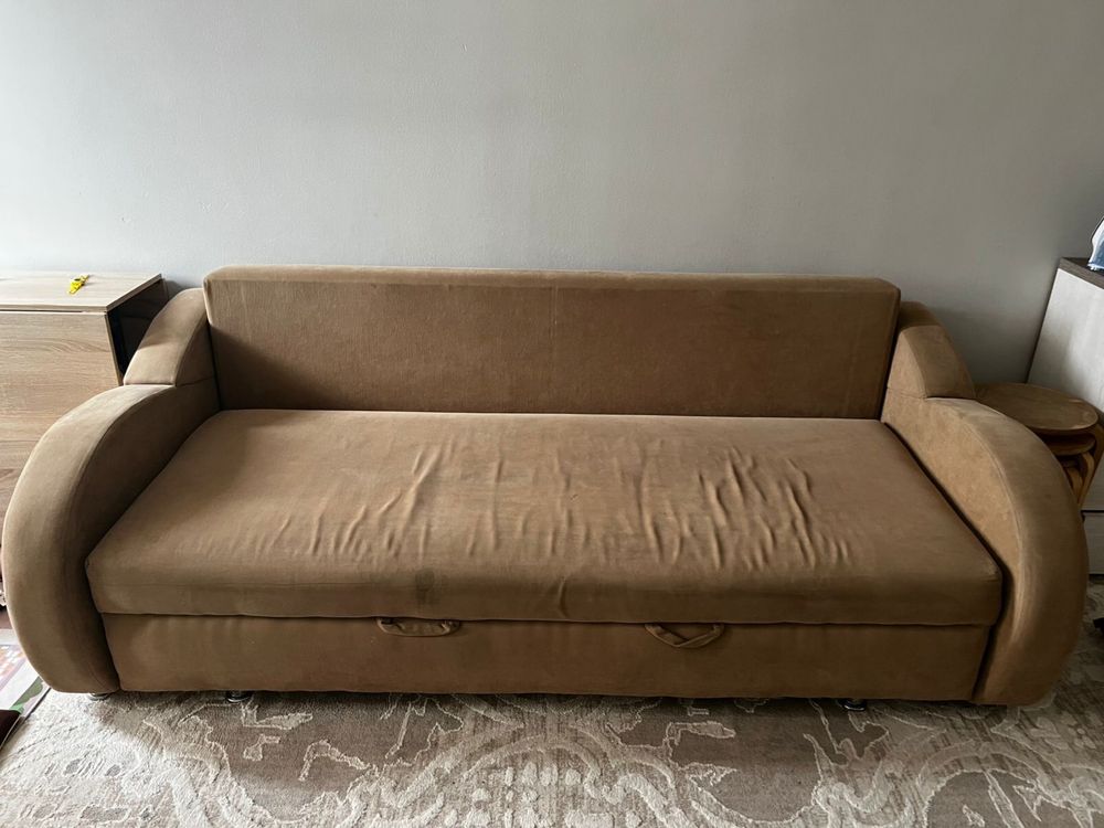 Продам диван в хорошем состоянии