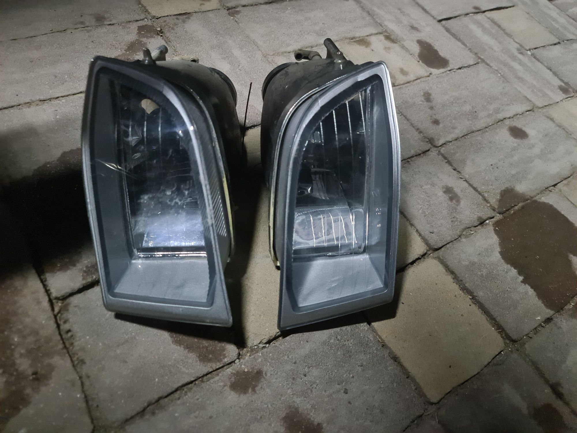 Противотуманки прадо 120.