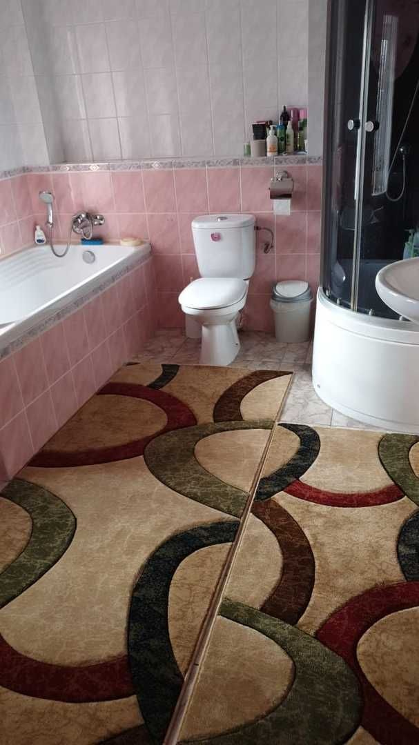 Продам отличный Коттедж!!!Заходи и живи!