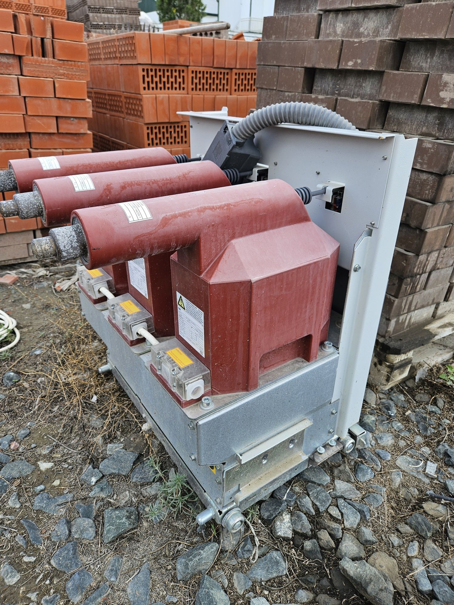 Трансформатор Напряжения ABB