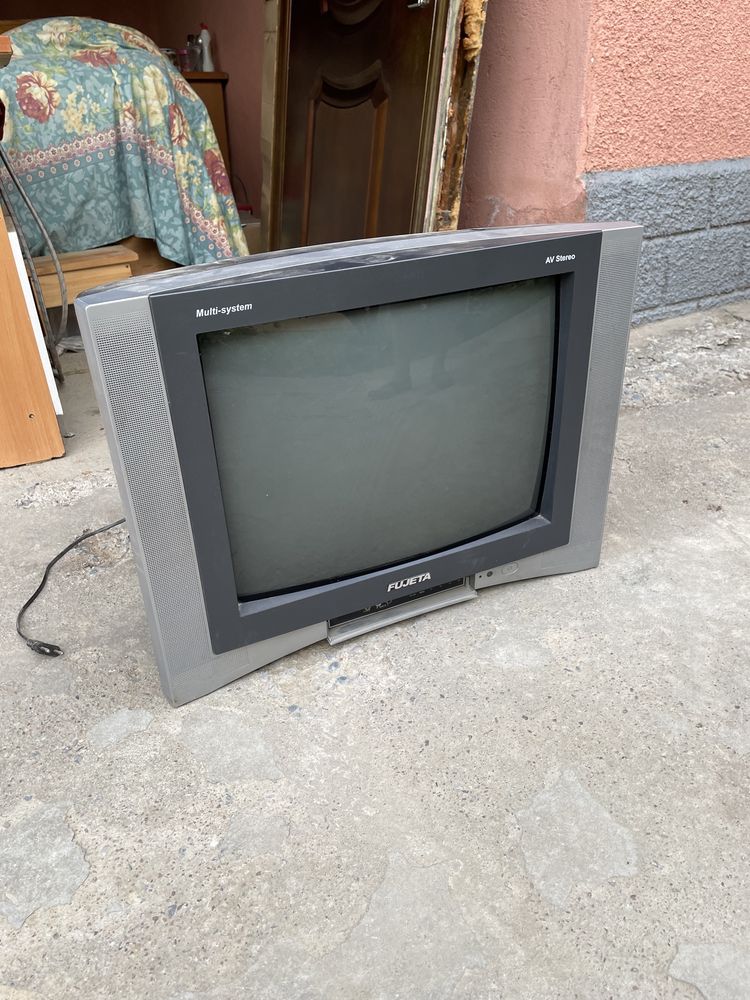 Продам телевизор