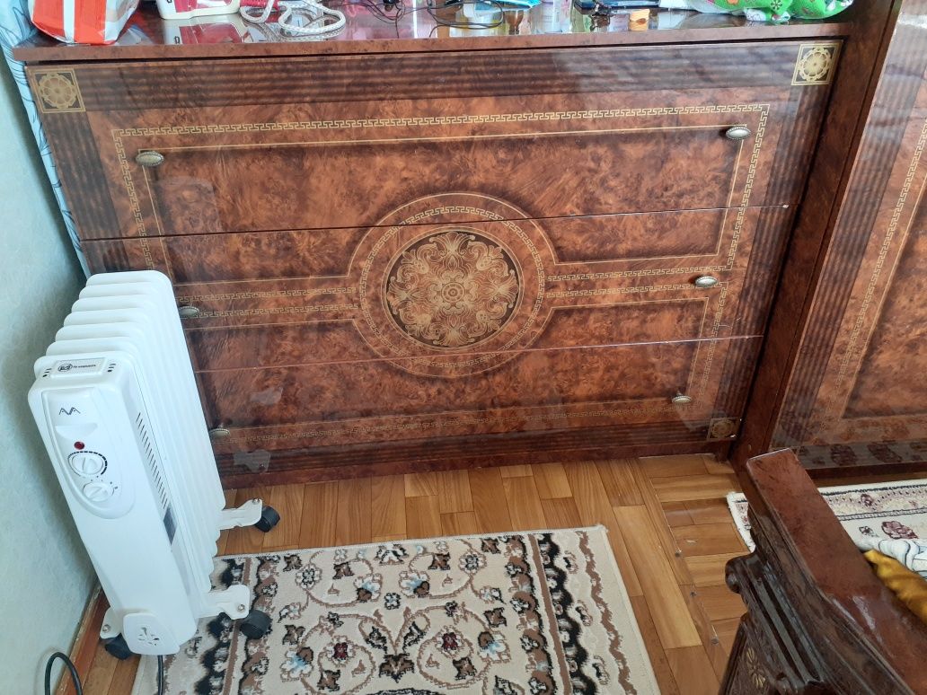 Продам спальный гарнитур Рома. Производства Украина