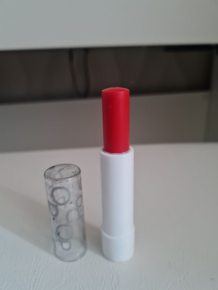 Губная помада THE ONE и оттночные бальамыОрифлейм. Oriflame