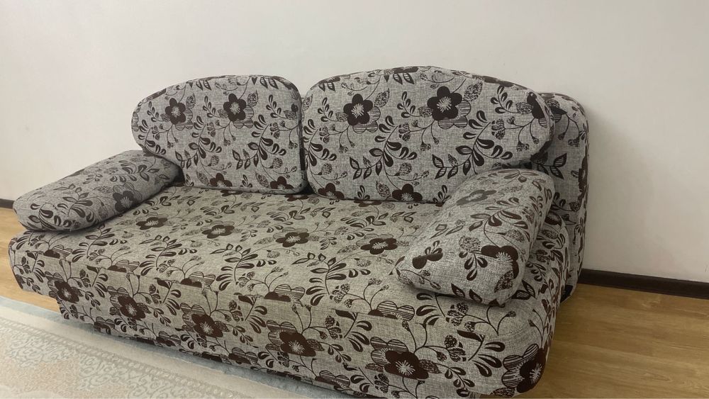 Продаю диван раскладной