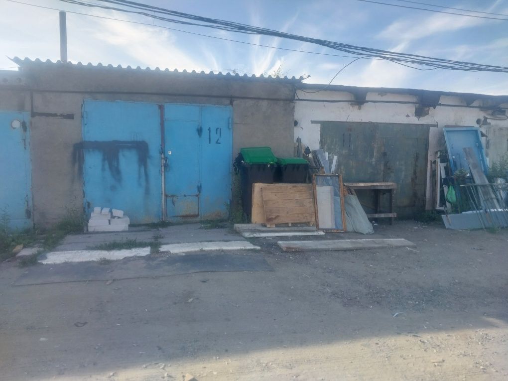 Продам горожи, возле проходной