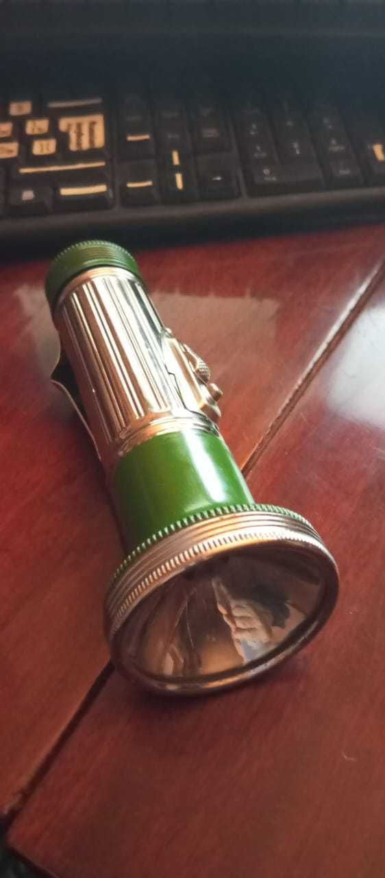 Фонарь карманный электрический П-2м (СССР, Каунас)