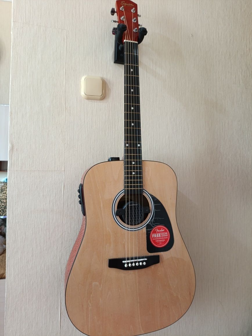 Гитара Fender Squier SA-150, трансакустическая
