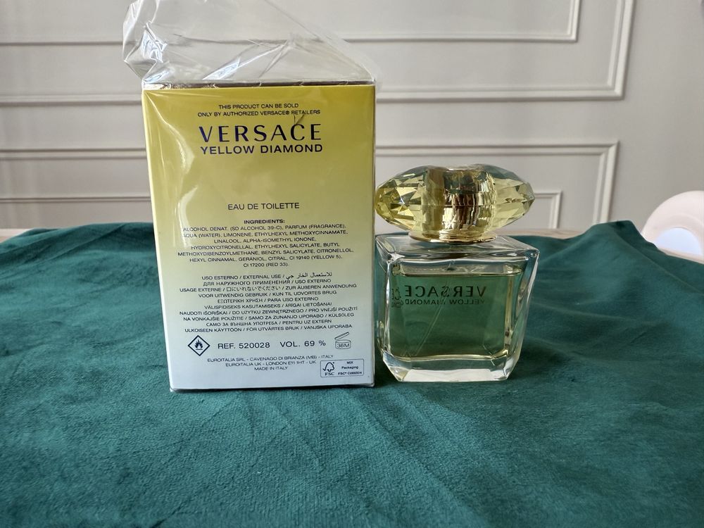 Продаю Versace Bright Crystal Yellow Diamond