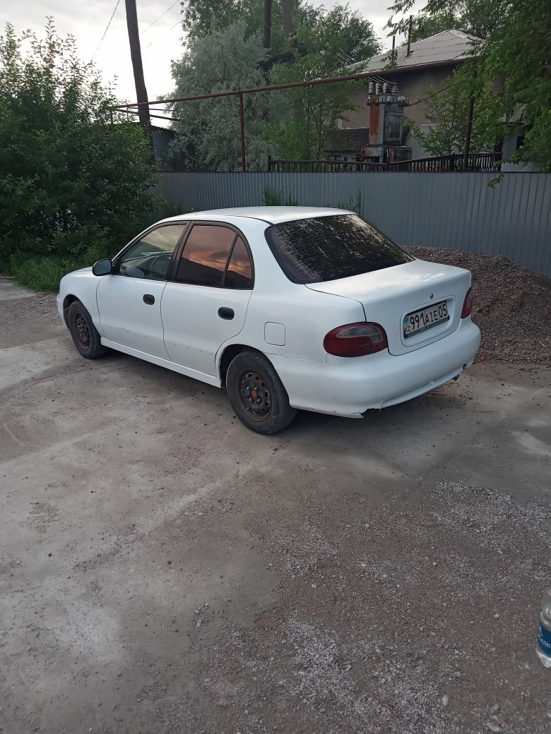 Hyundai accent девяносто восьмого года