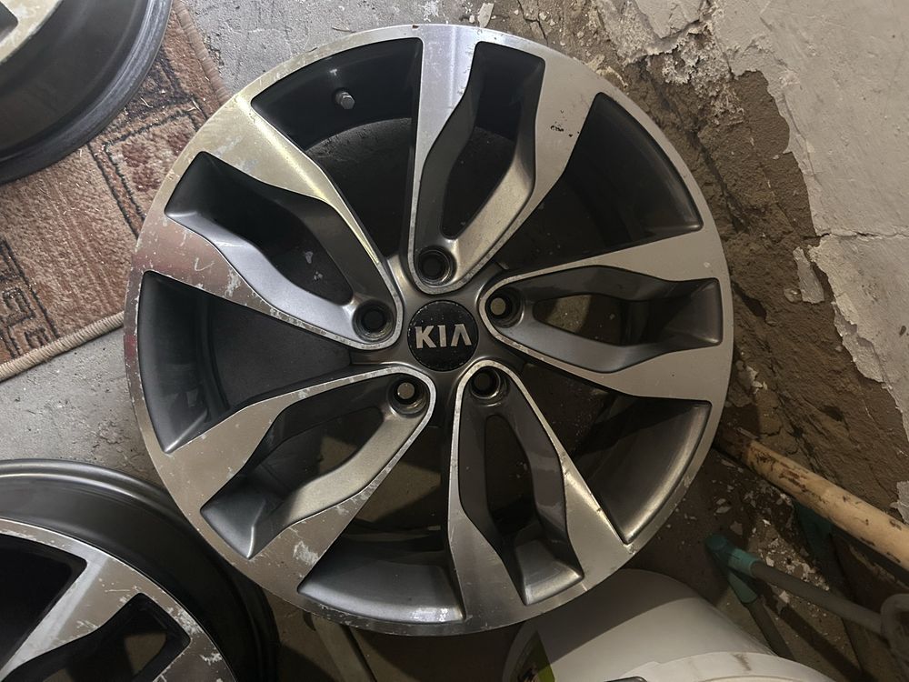 Продам диски на 17 в хорошем состоянии