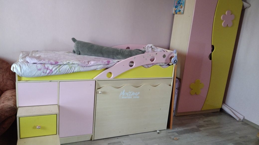 Продаеться детский гарнитур