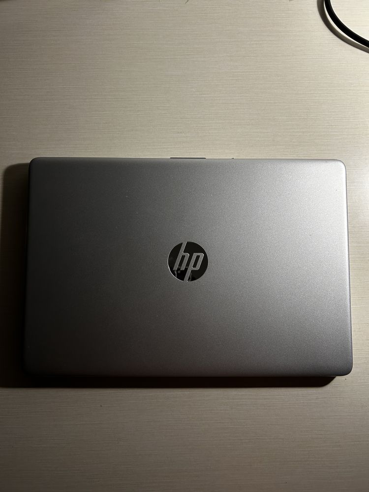 Ноутбук HP 15 i5 / 8 ГБ / MX130 / 1 ТБ HDD