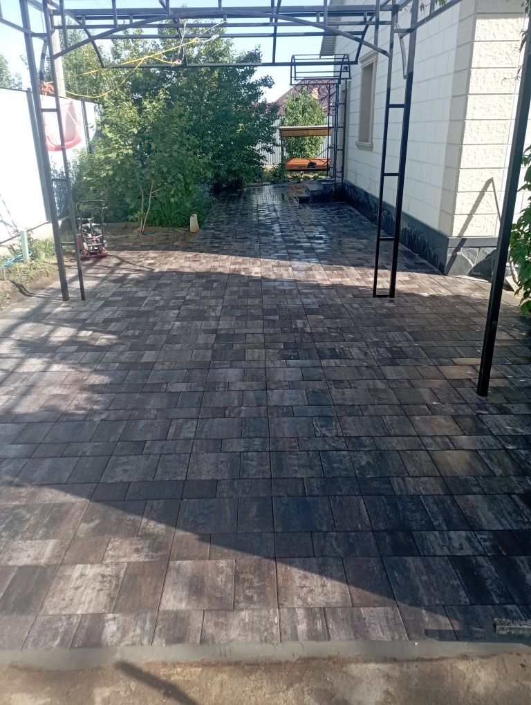 Укладка брусчаток