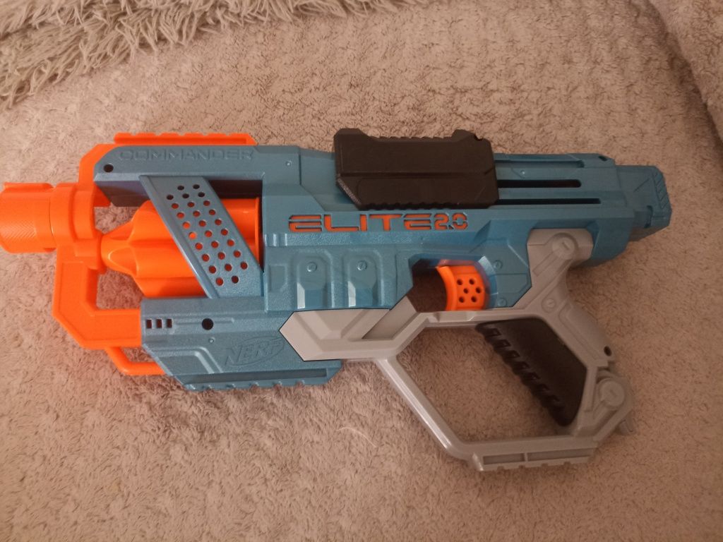 Nerf elita 2.0 commander
