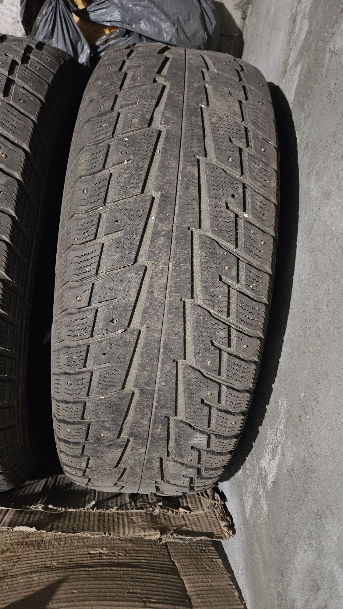 Зимние(шипованые) автошины, колёса Michelin