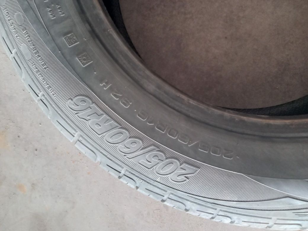 Продам r16/205/60