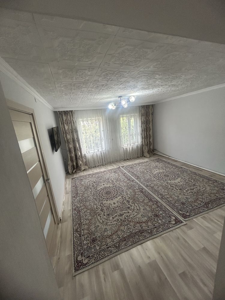 Срочно! Продам 4 комн дом.