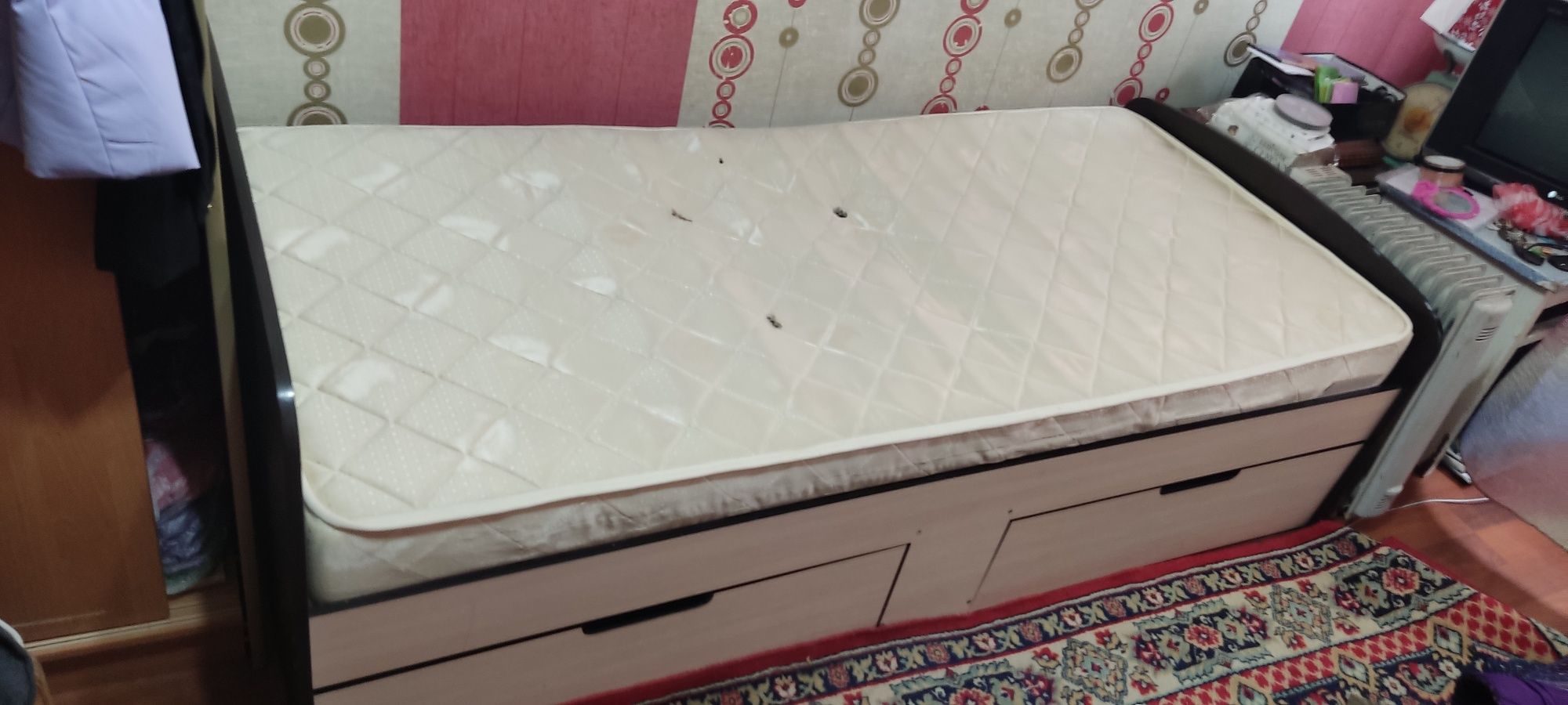 1.5 спальная кровать