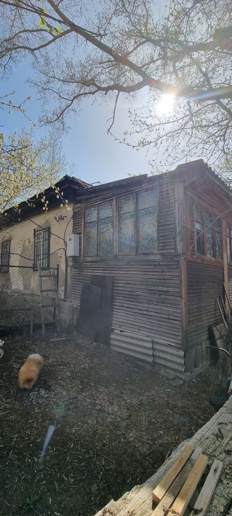 Продам участок с домом . Зимний вариант