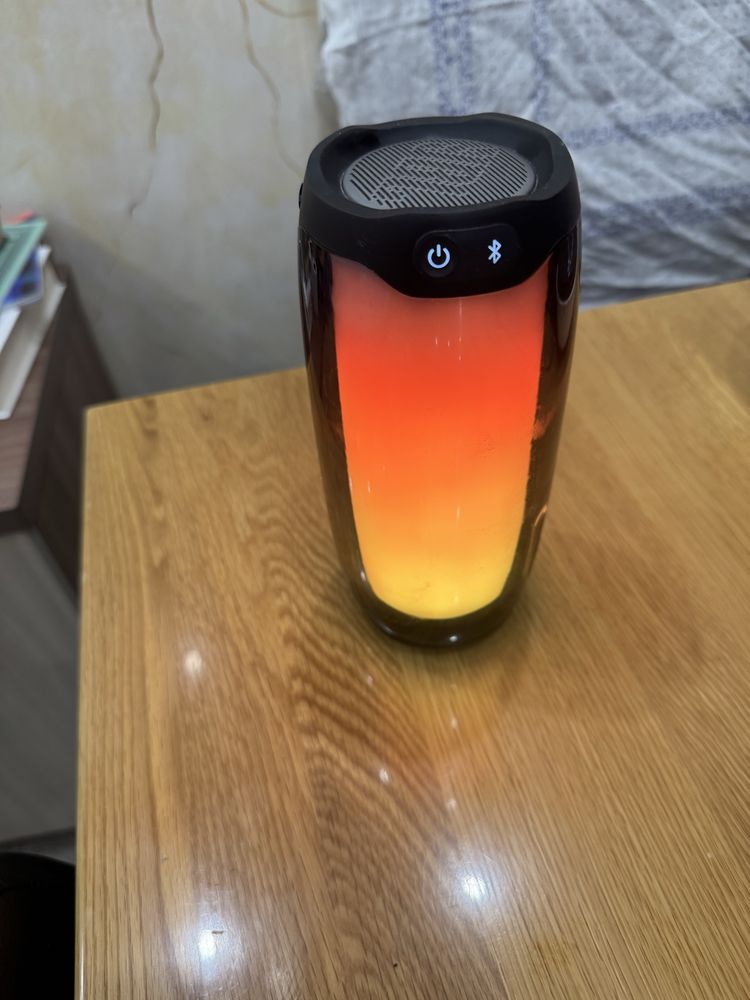 Портативная колонка JBL Pulse 4 черный