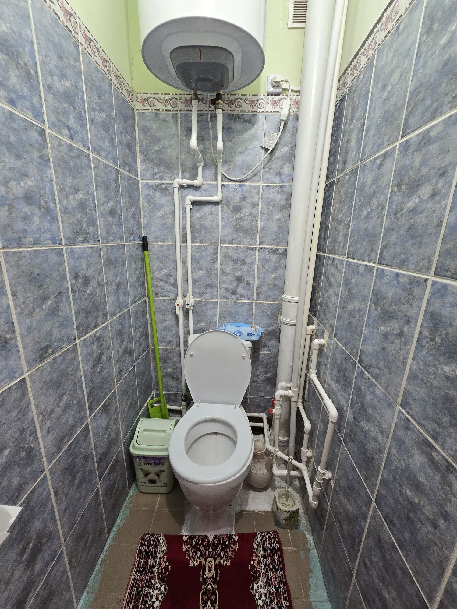 Продаётся 4-х комнатная квартира в ленинградском доме