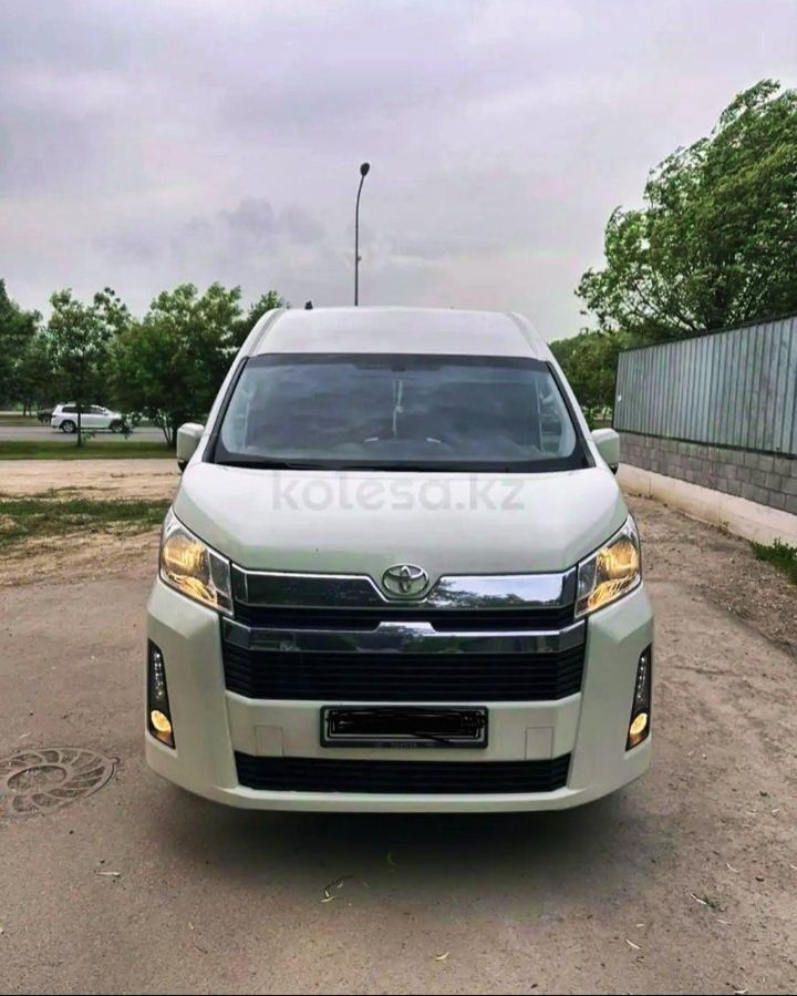 Пассажирские перевозки на Хайсе! Услуги микроавтобуса! Аренда Hiace!