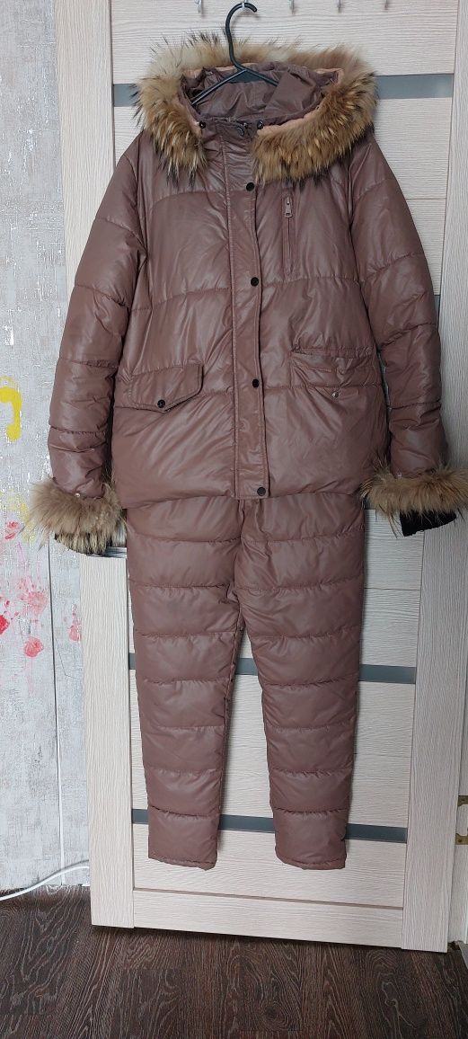 Продаётся костюм зимний