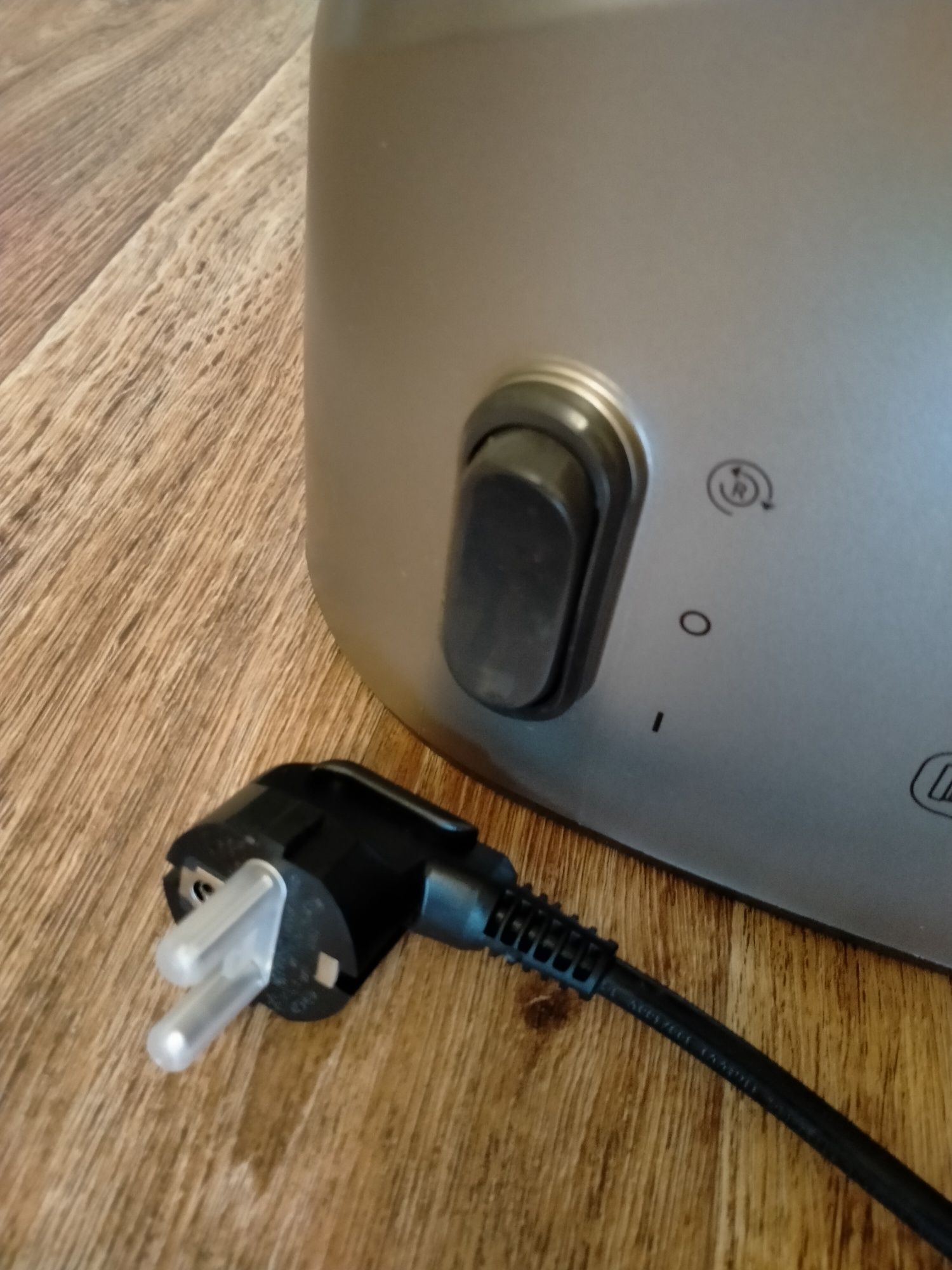 Шнековая соковыжималка Moulinex ZU255B10