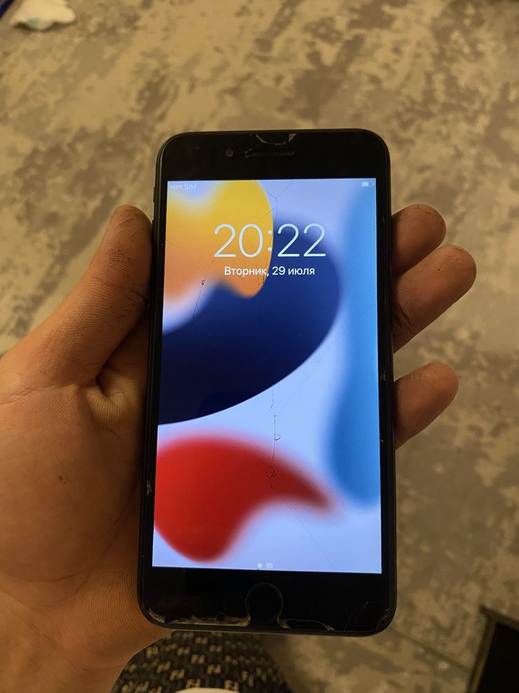 Продам айфон 7+ 128гб