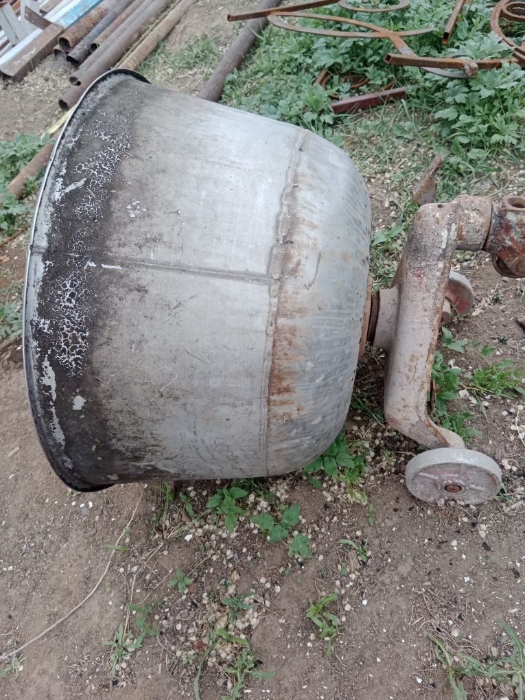 Продам опалки для фундамента и лес 4шт